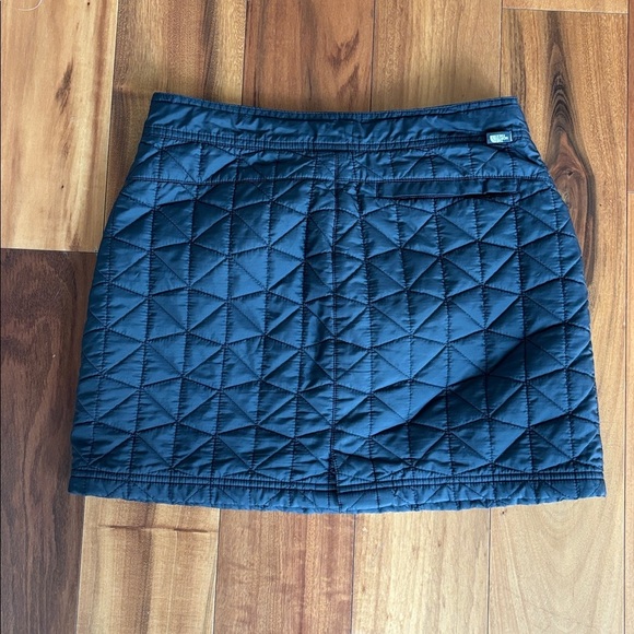North Face quilted skirt - Picture 5 of 9